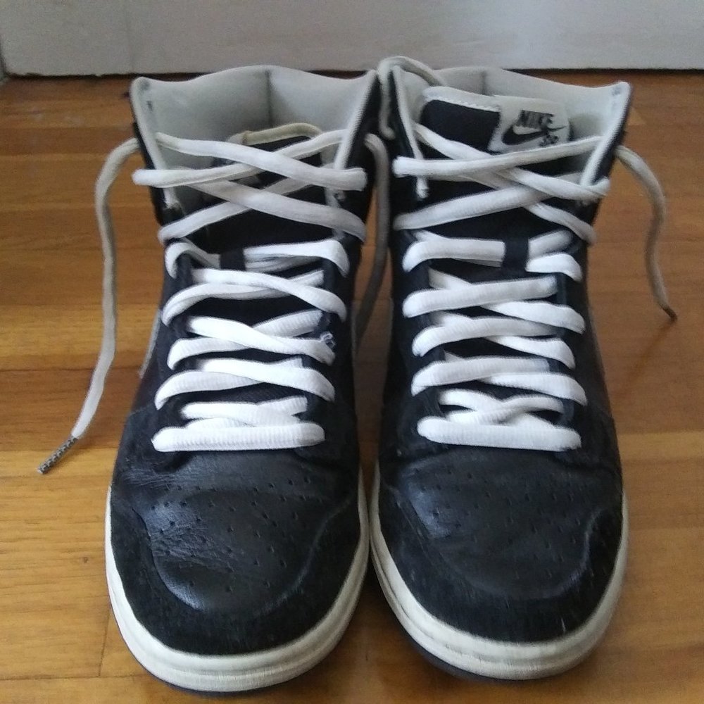 Nike SB Dunk High Venom Black White